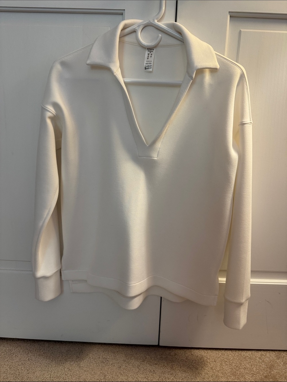 SPANX Cream V-Neck Collared Pullover Sweatshirt